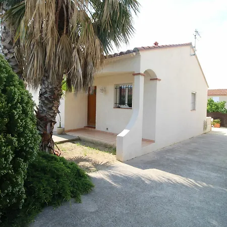 Del Apicultor Villa